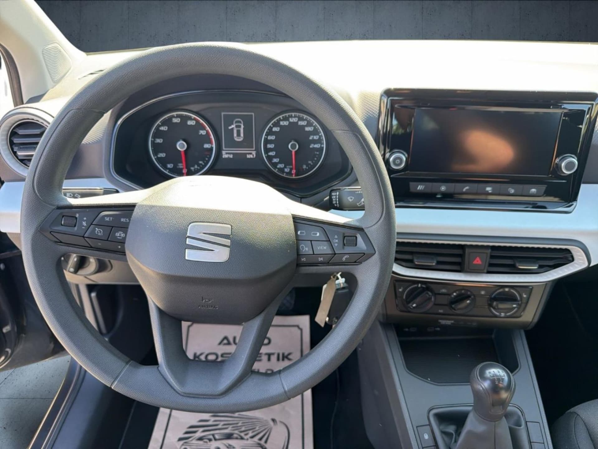 SEAT Arona Reference