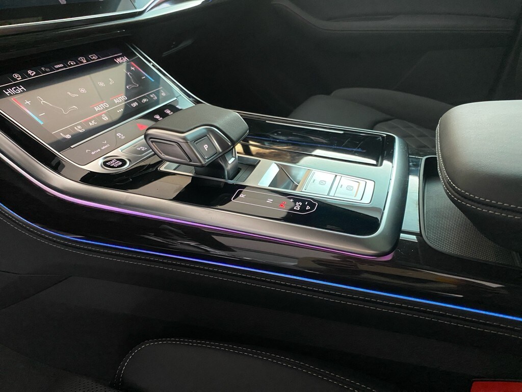 Image about Audi Q7 SUV S line 50 TDI quattro tiptronic