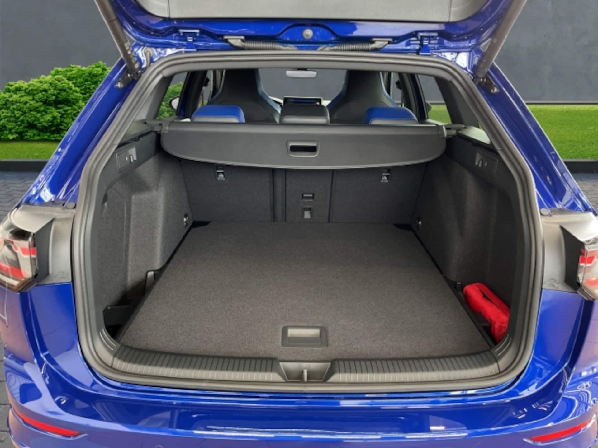 Volkswagen Golf Variant R