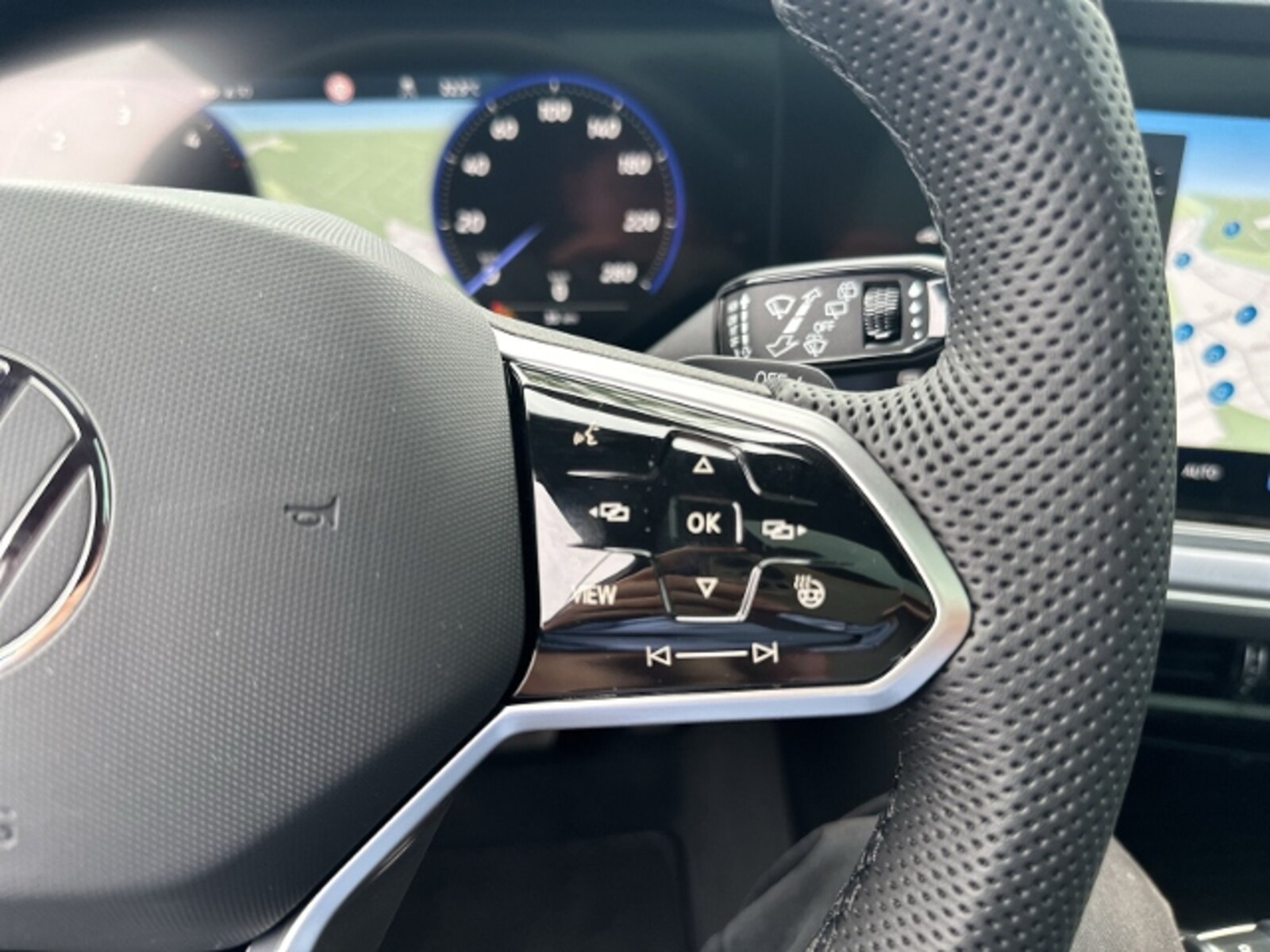 Volkswagen Touareg – Bild 16