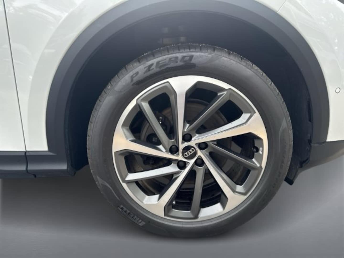 Bild über Audi Q5 SUV TFSI quattro 150 kW S tronic - für weitere Informationen kontaktieren Sie den Audi Partner