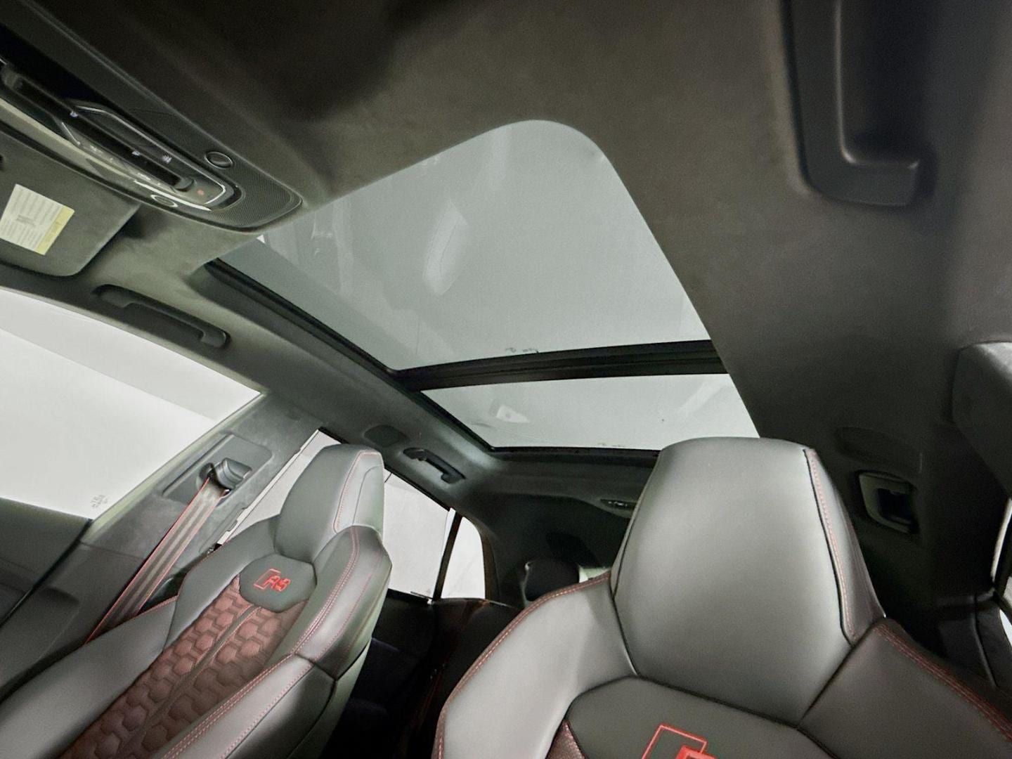 2025 Audi RS Q8 Base - Photo 23
