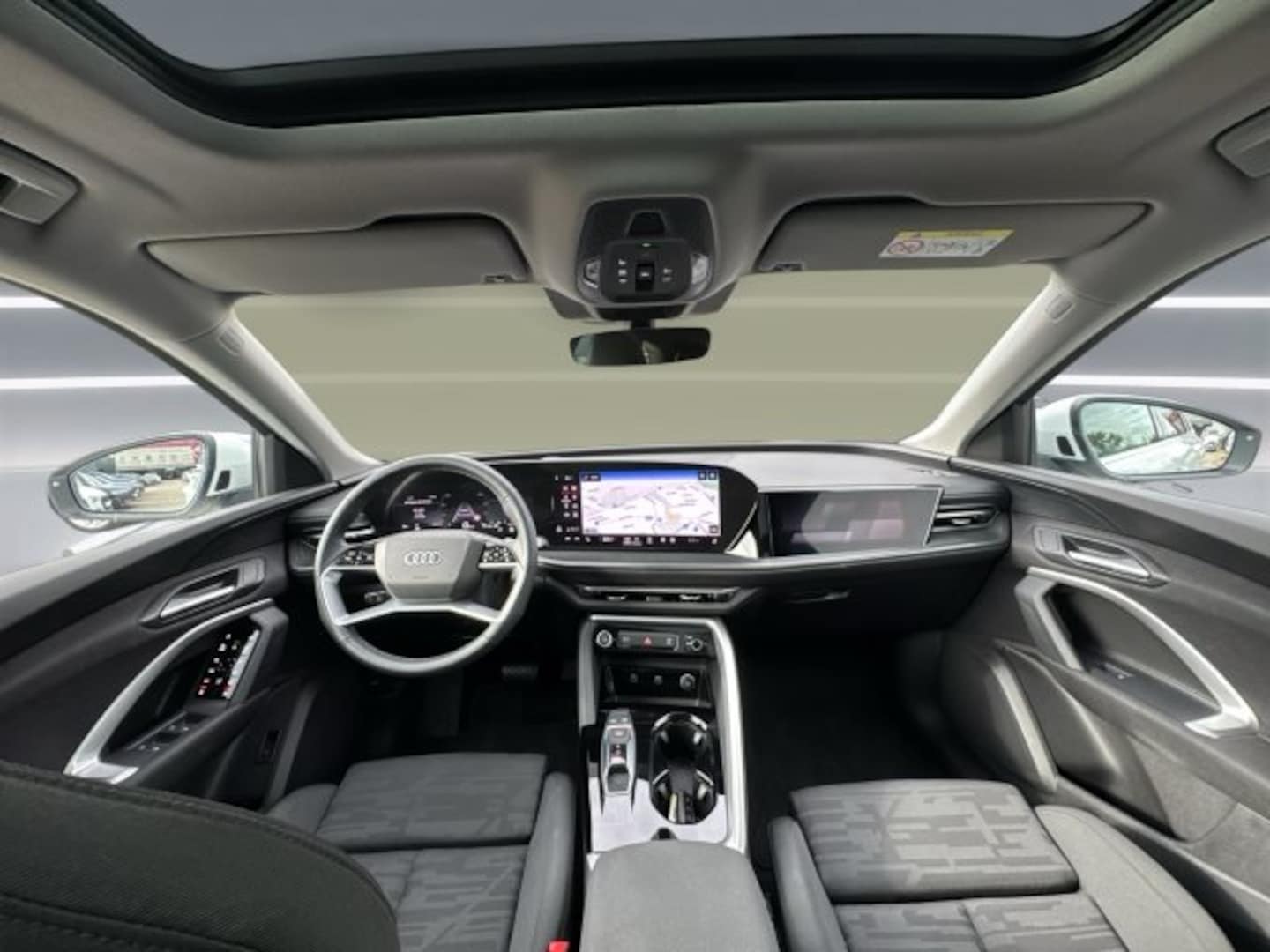 Bild über Audi Q5 SUV TFSI quattro 150 kW S tronic - für weitere Informationen kontaktieren Sie den Audi Partner