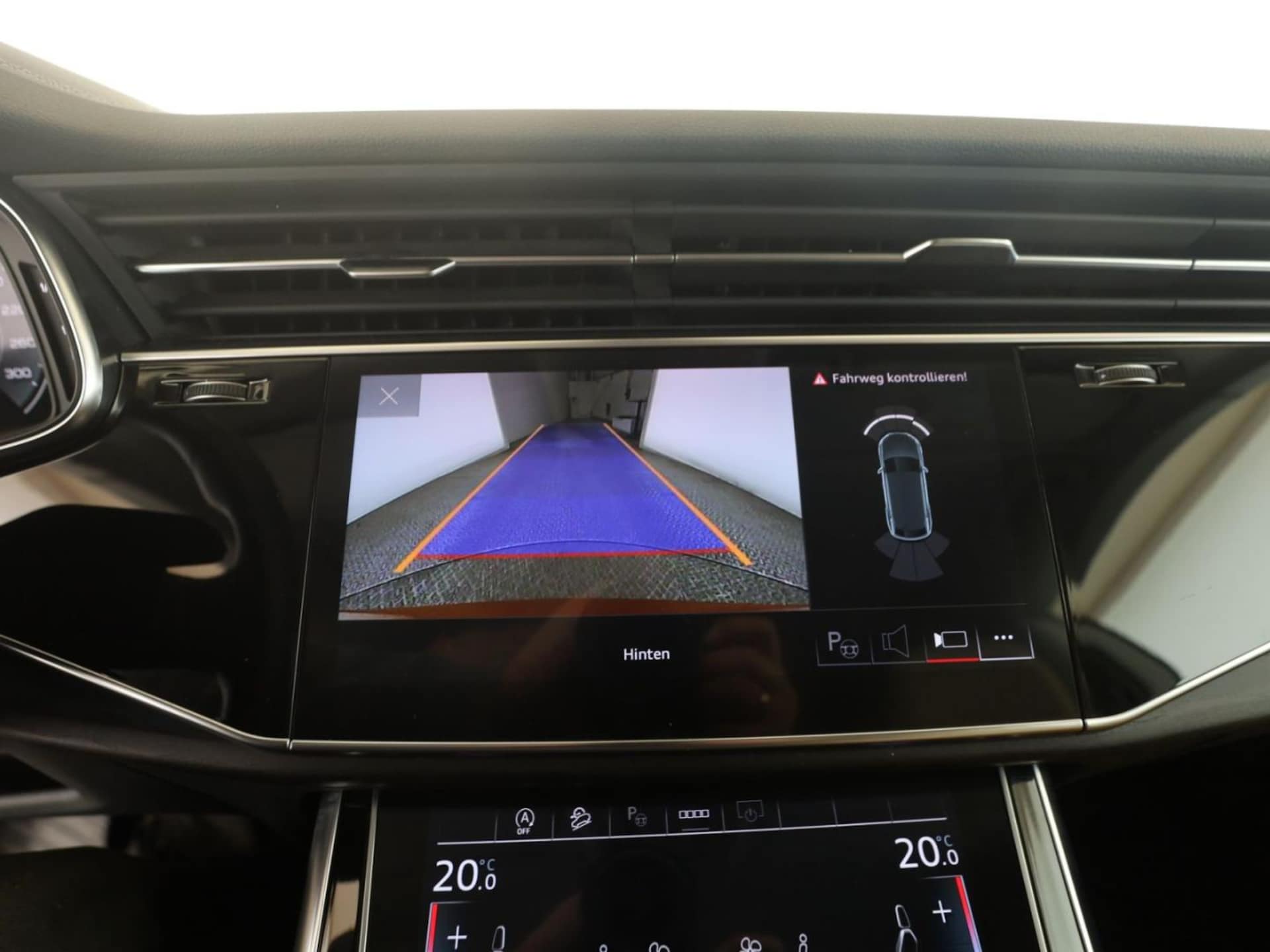 Audi Q8 SUV