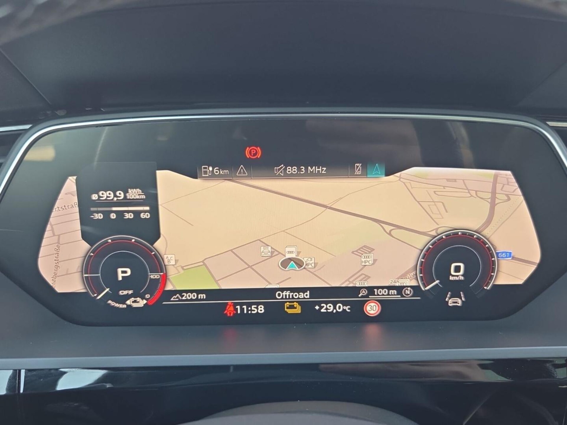 Audi Q8 e-tron S line