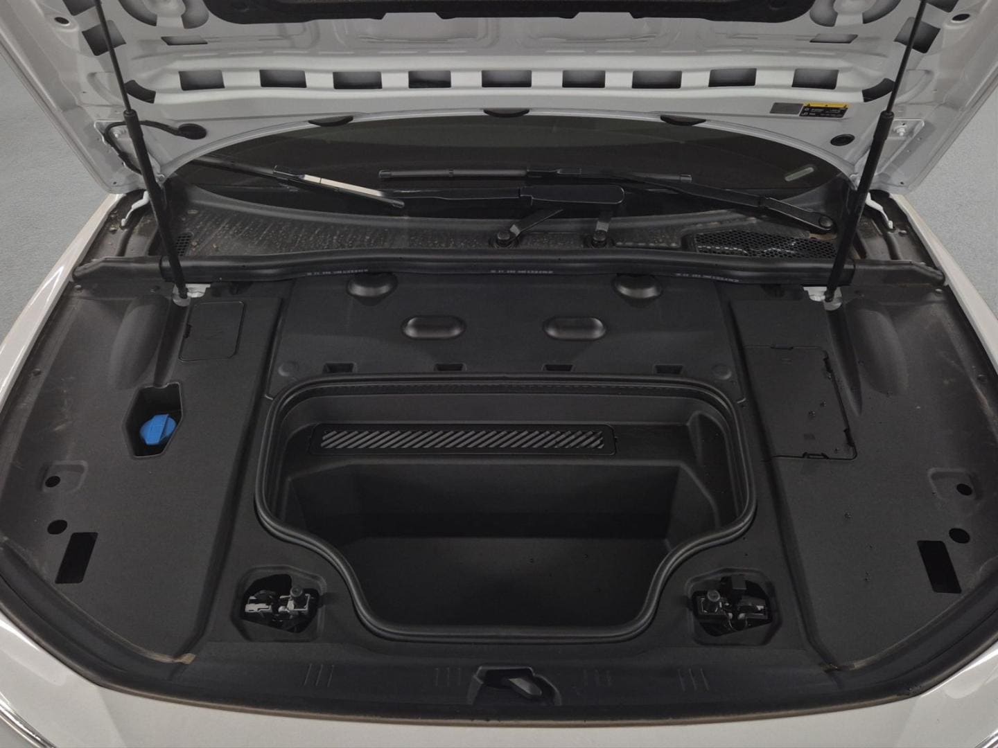Bild über Audi A6 Avant e-tron S line business e-tron performance 270 kW - für weitere Informationen kontaktieren Sie den Audi Partner