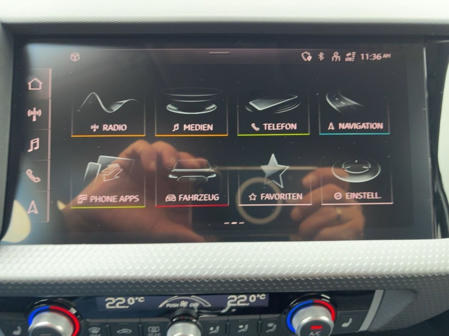 Bild über Audi A1 Sportback S line 25 TFSI S tronic - für weitere Informationen kontaktieren Sie den Audi Partner