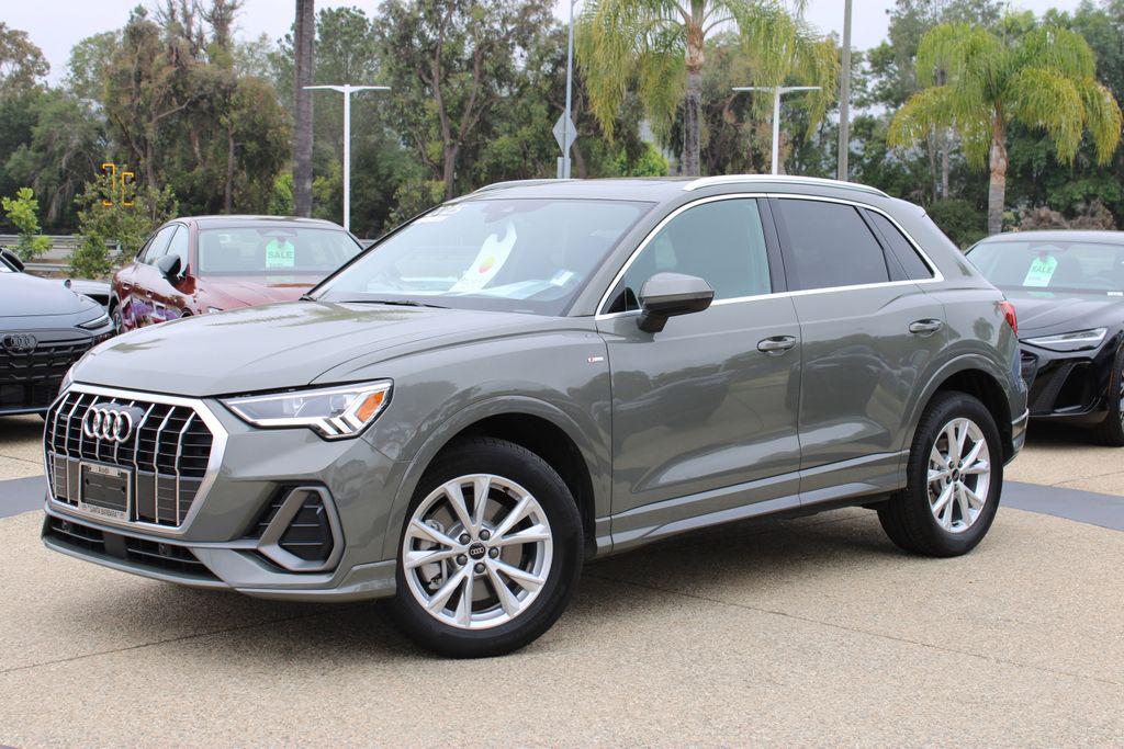 2025 Audi Q3 45 TFSI S Line Premium quattro's photo