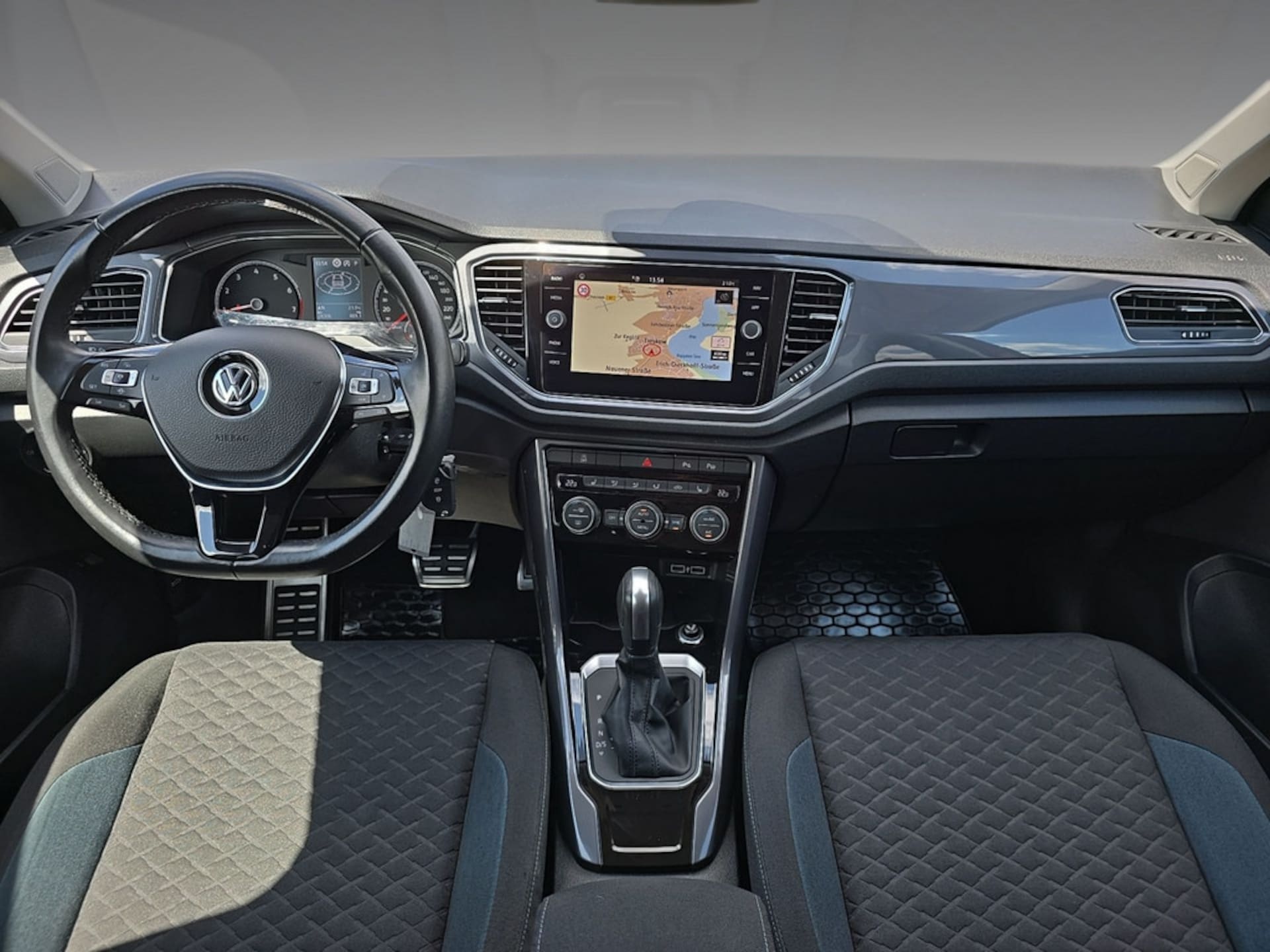 Volkswagen T-Roc IQ.DRIVE