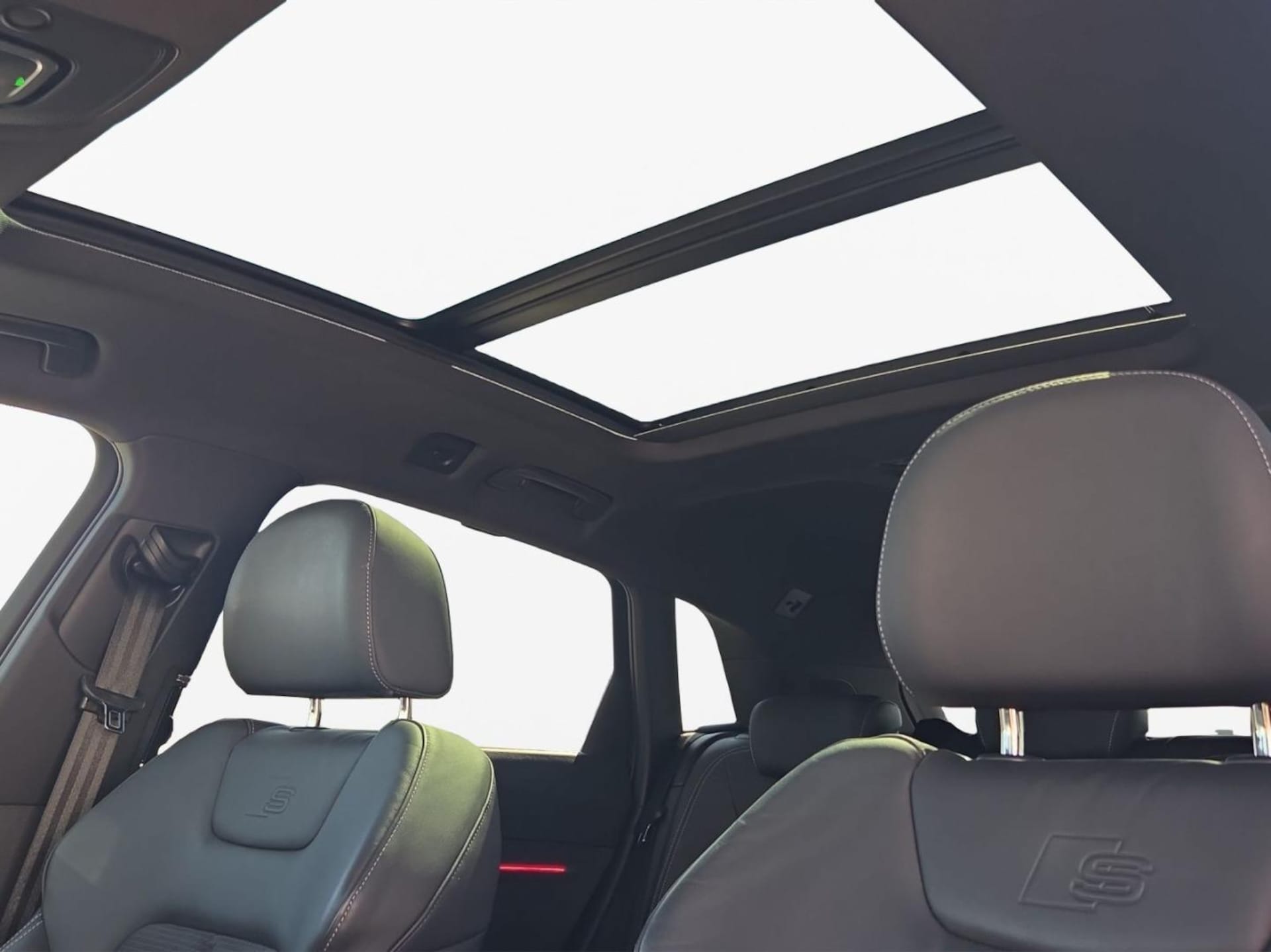 Audi Q8 e-tron S line
