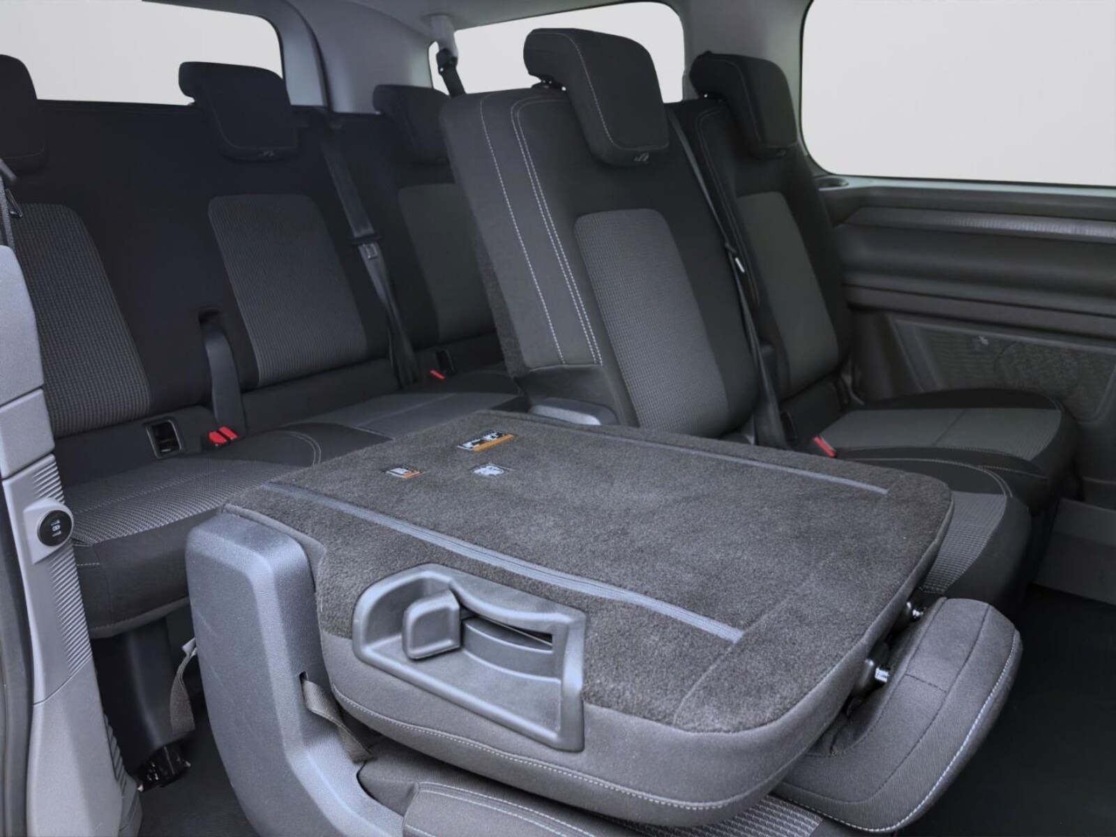 Volkswagen Caravelle – Bild 18