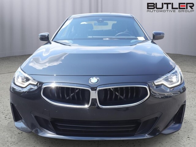 2023 BMW 230