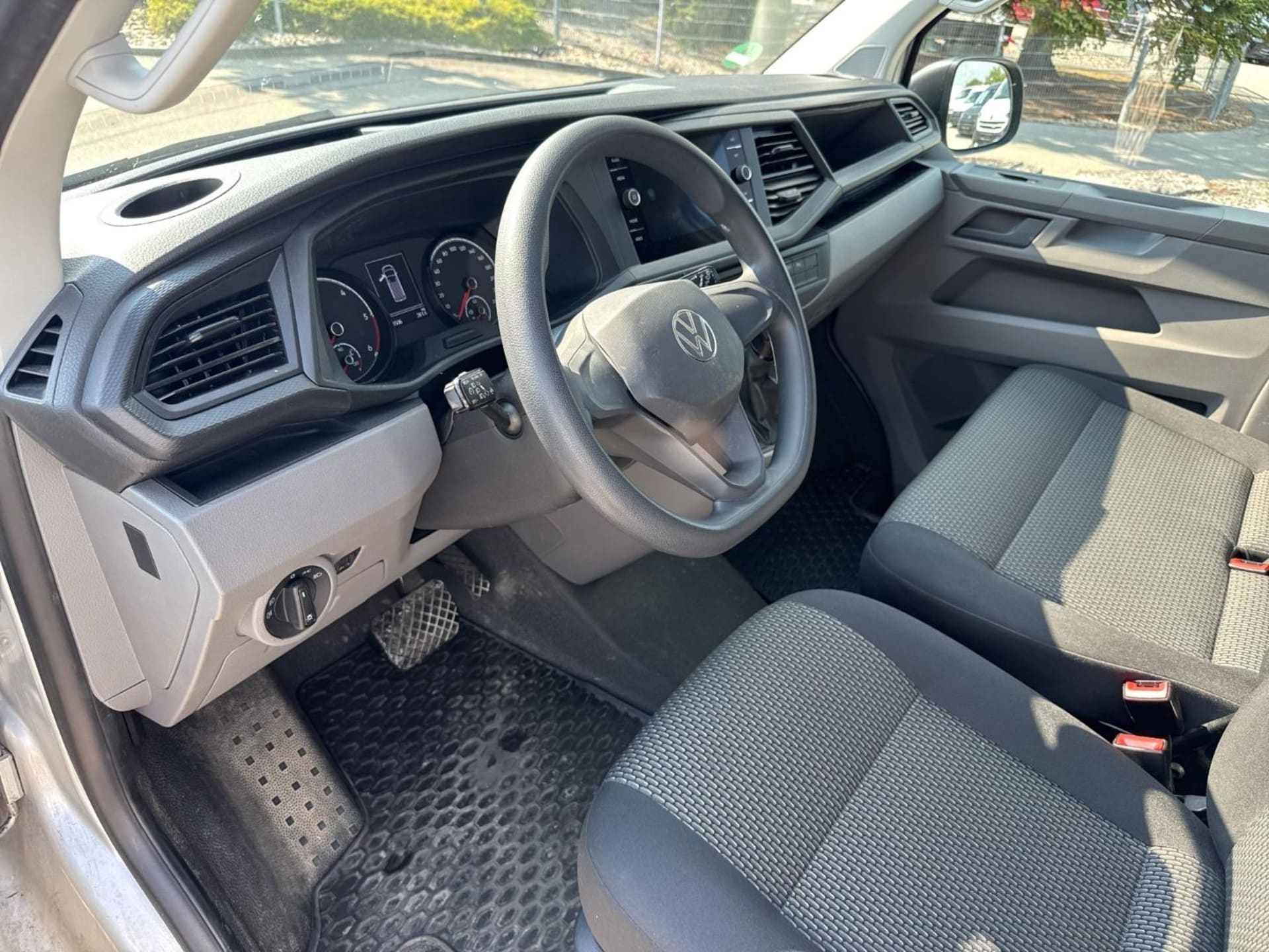 Volkswagen T6.1 Transporter Kasten kurzer Radstand