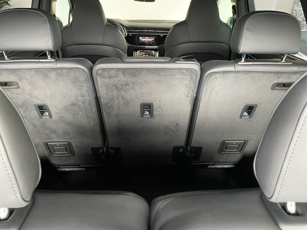 Image about Audi Q7 SUV S line 50 TDI quattro tiptronic
