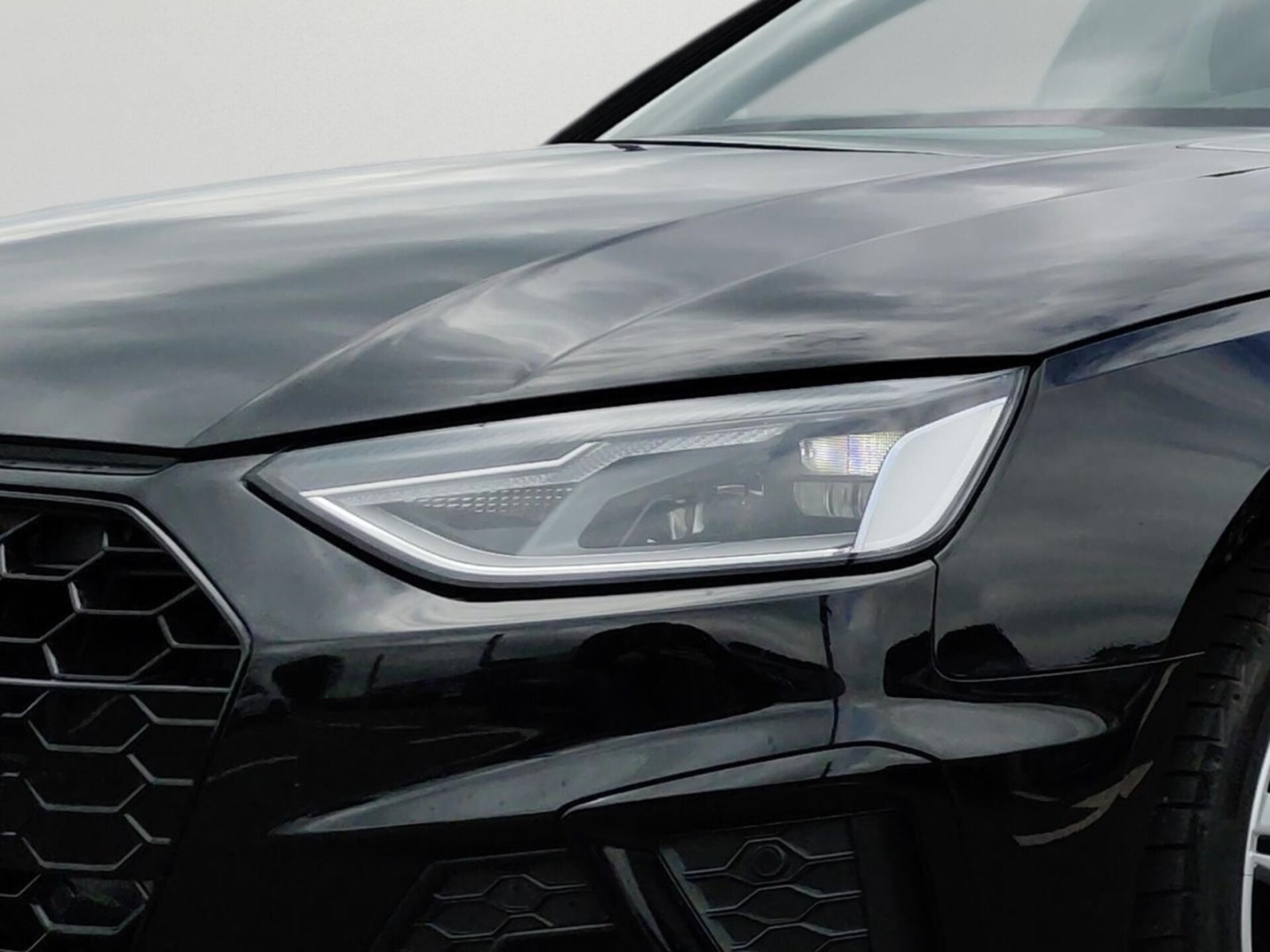 Audi A4 Avant S line
