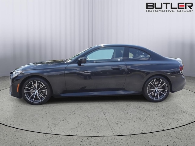 2023 BMW 230