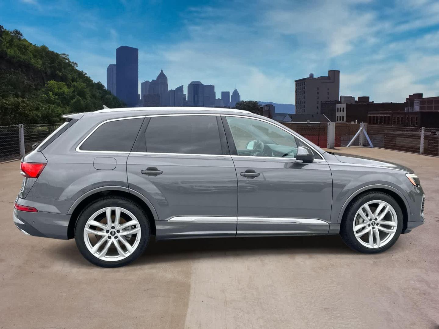 2025 Audi Q7 Premium Plus - Photo 6