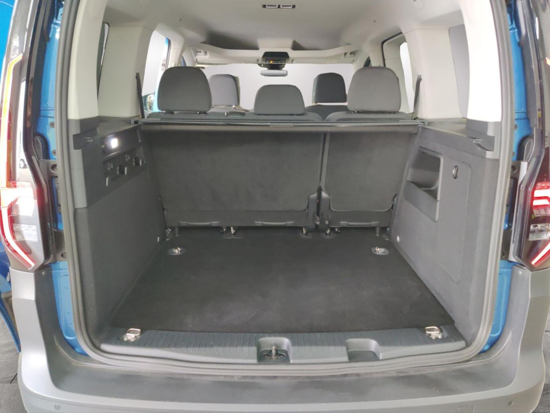 Volkswagen Caddy Basis-Modell