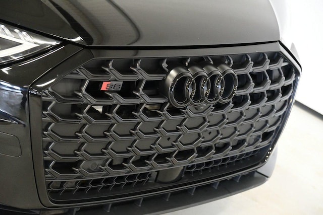2023 Audi S8