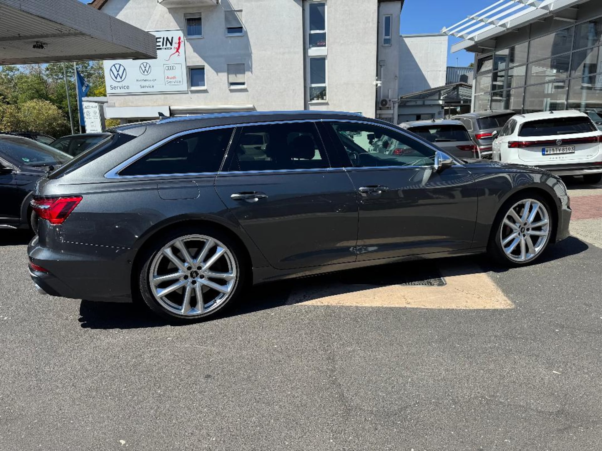 Audi S6 Avant