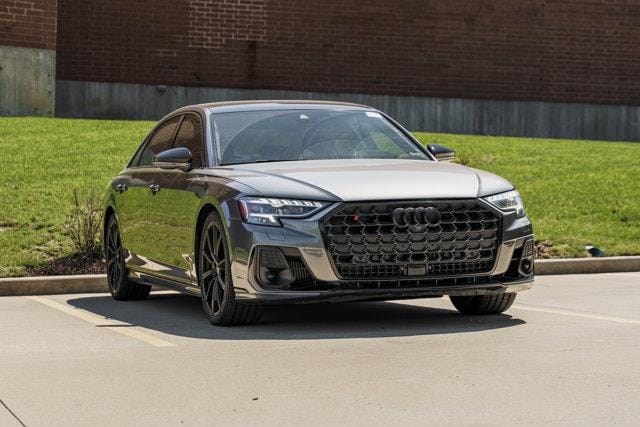 2022 Audi S8