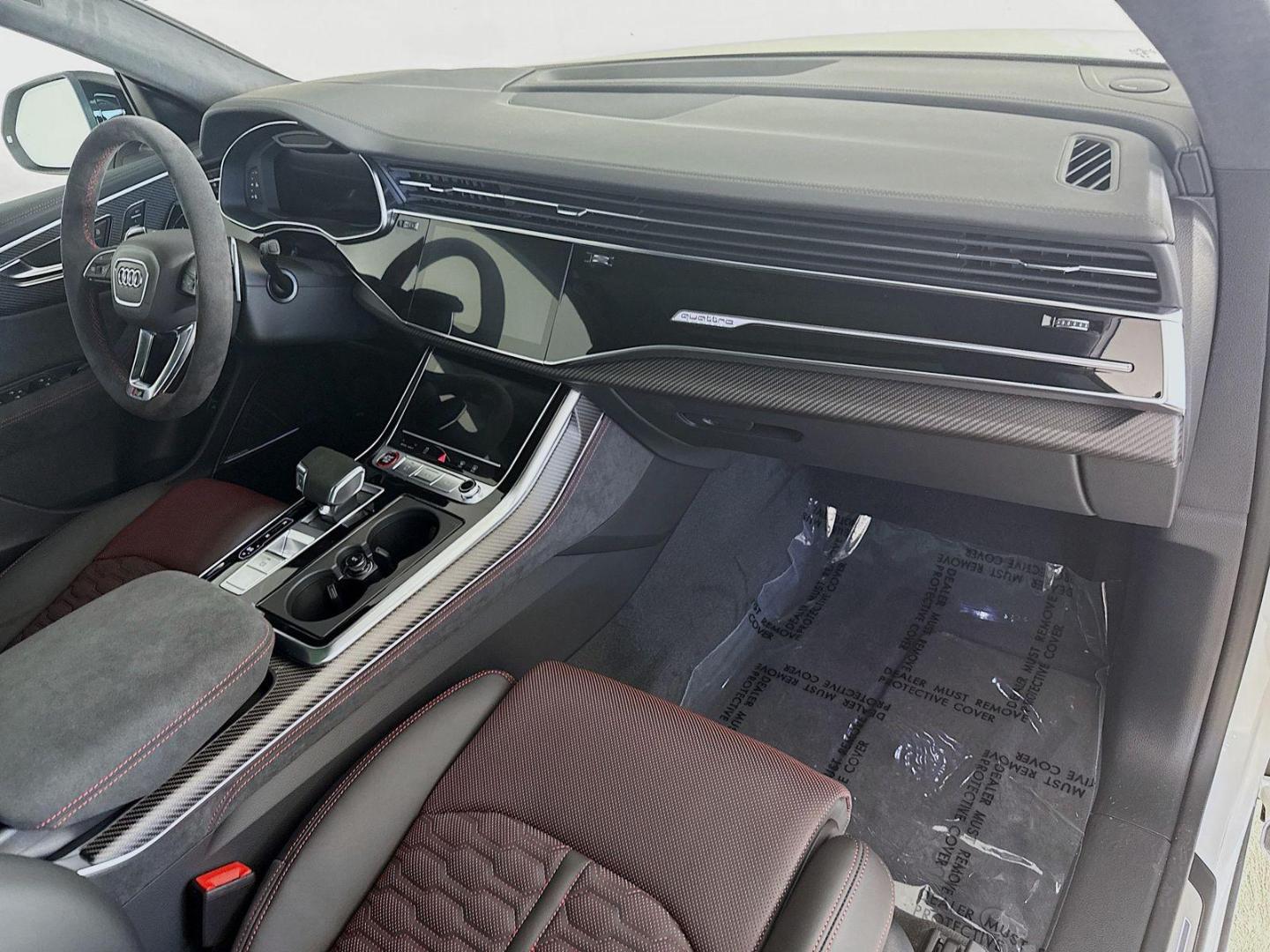 2025 Audi RS Q8 Base - Photo 31