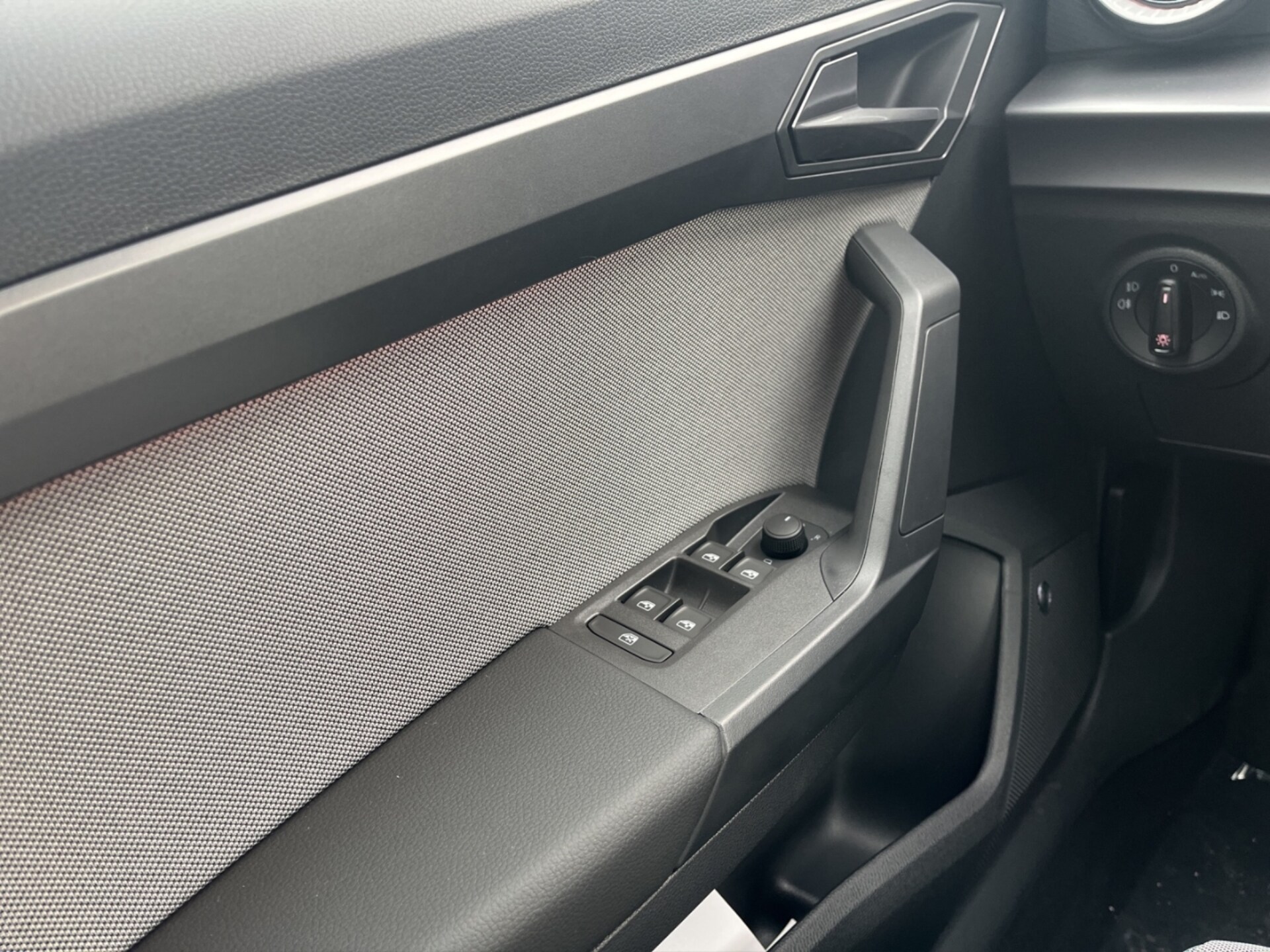 SEAT Arona FR