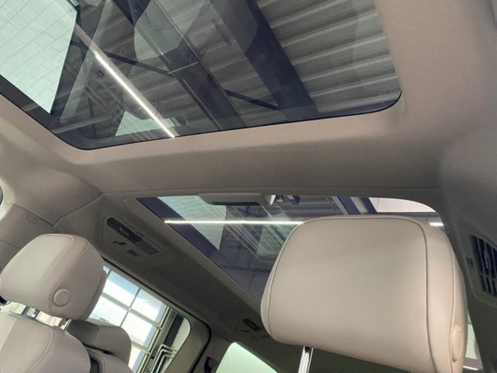 Volkswagen Multivan Langversion – Bild 24