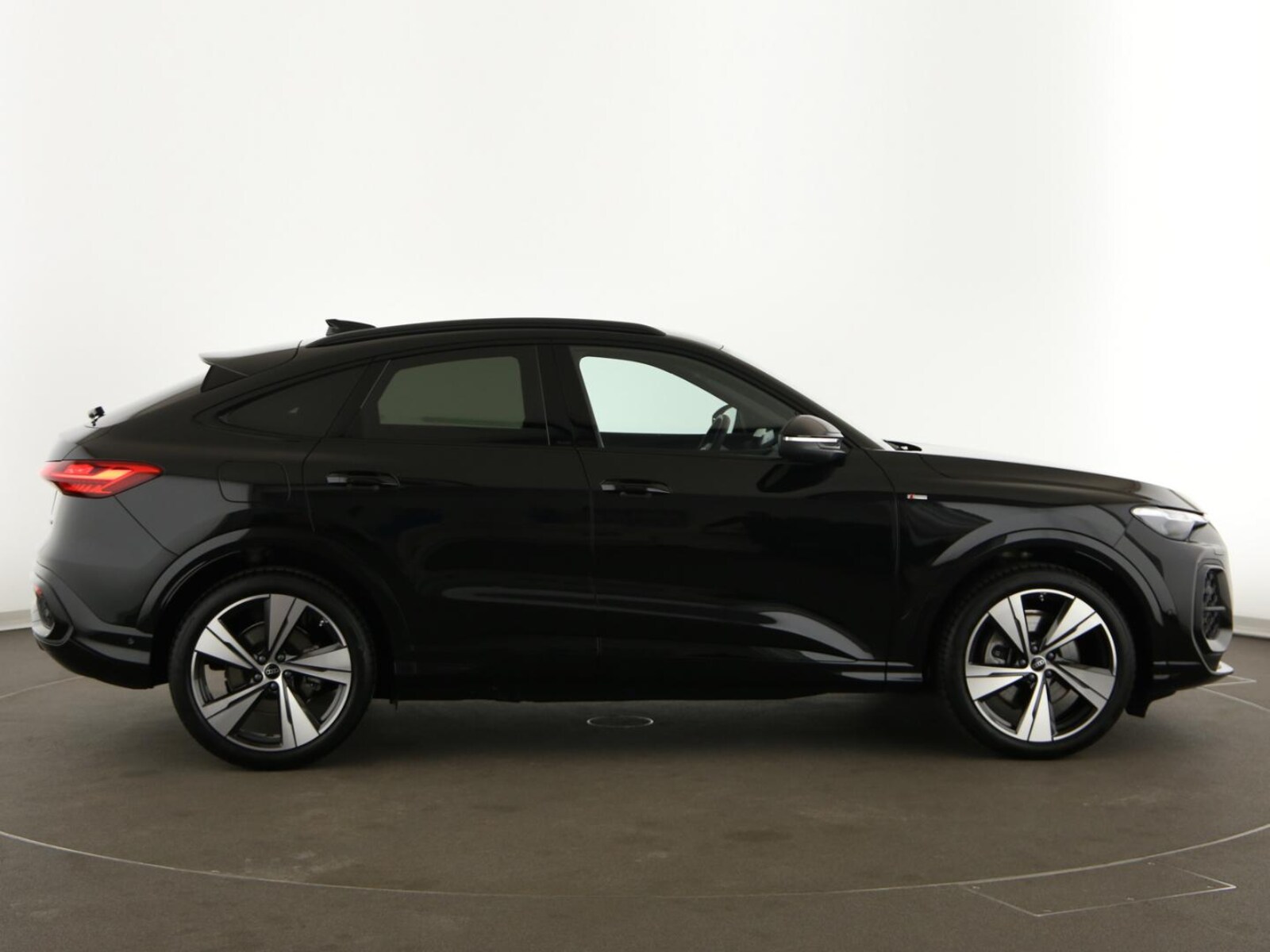 Audi Q5 Sportback – Bild 8