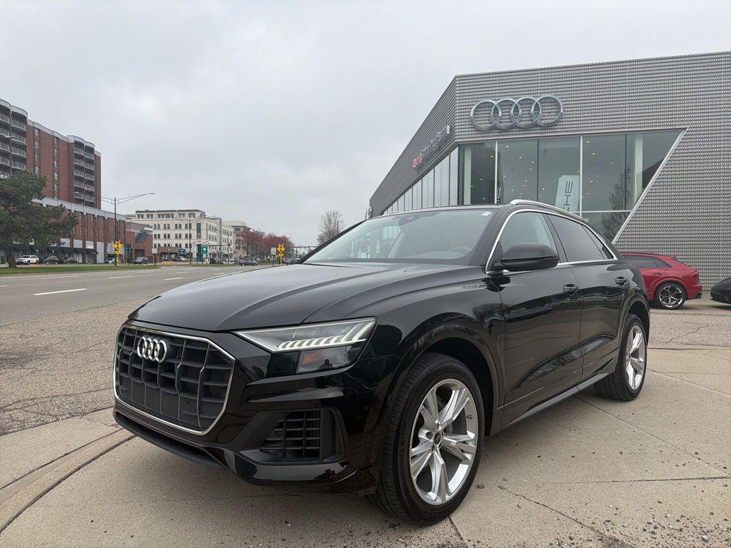 2023 Audi Q8 55 Premium Tiptronic quattro's photo
