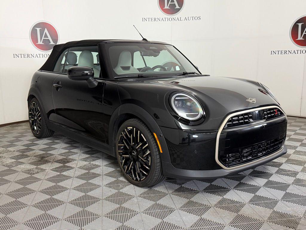 2025 MINI Convertible