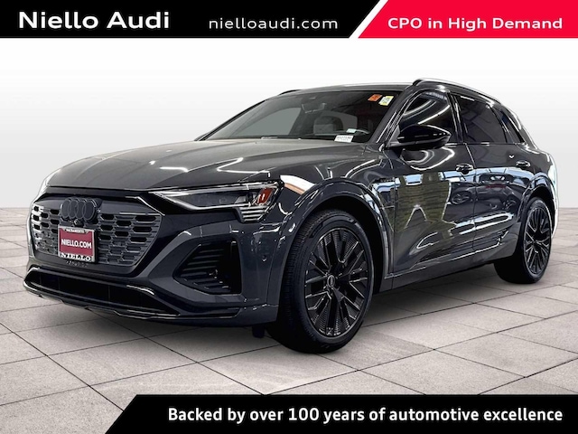 Photo of 2024 Audi Q8 e-tron