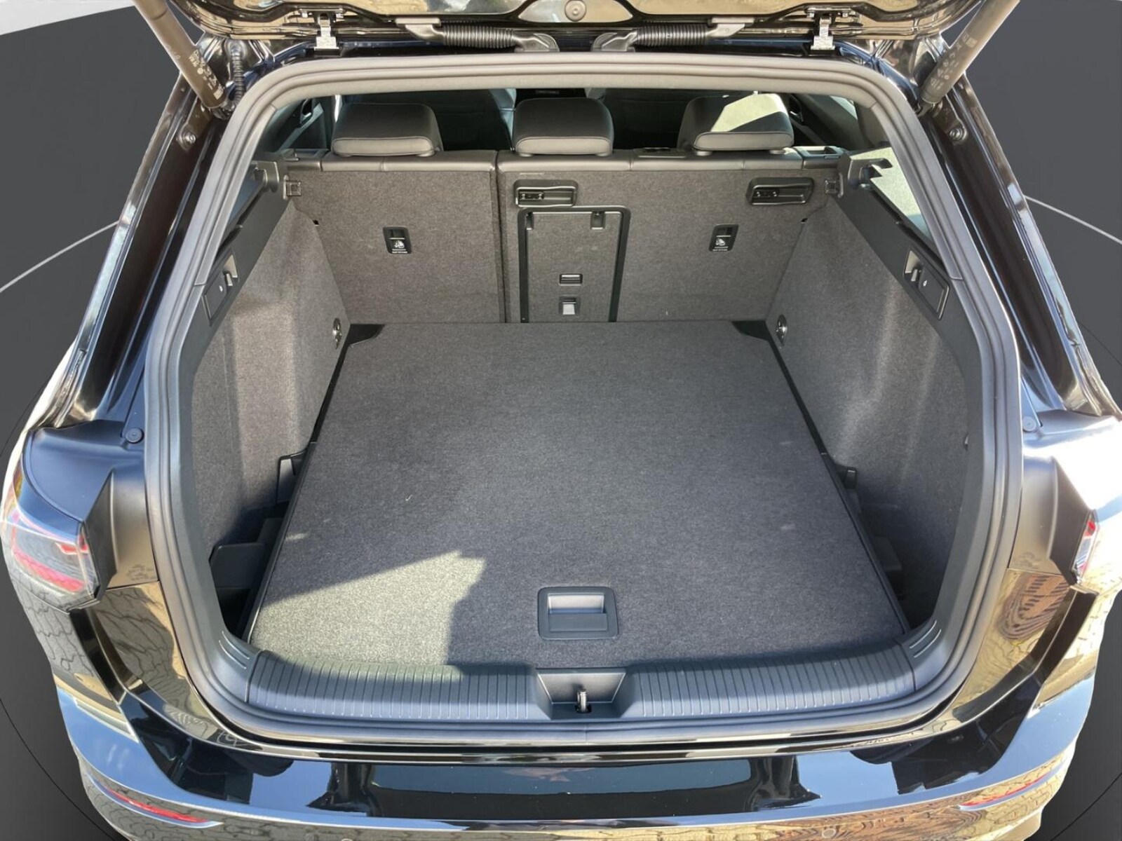 Volkswagen Golf Variant – Bild 15