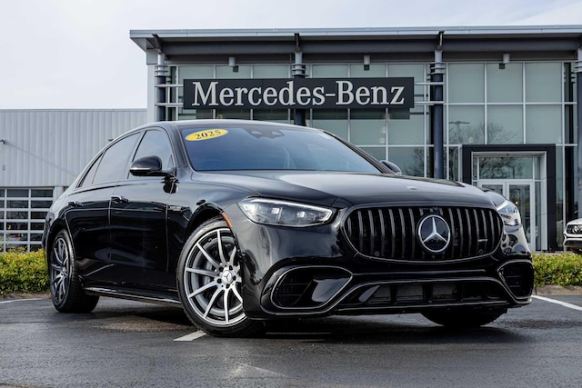 2025 Mercedes-Benz