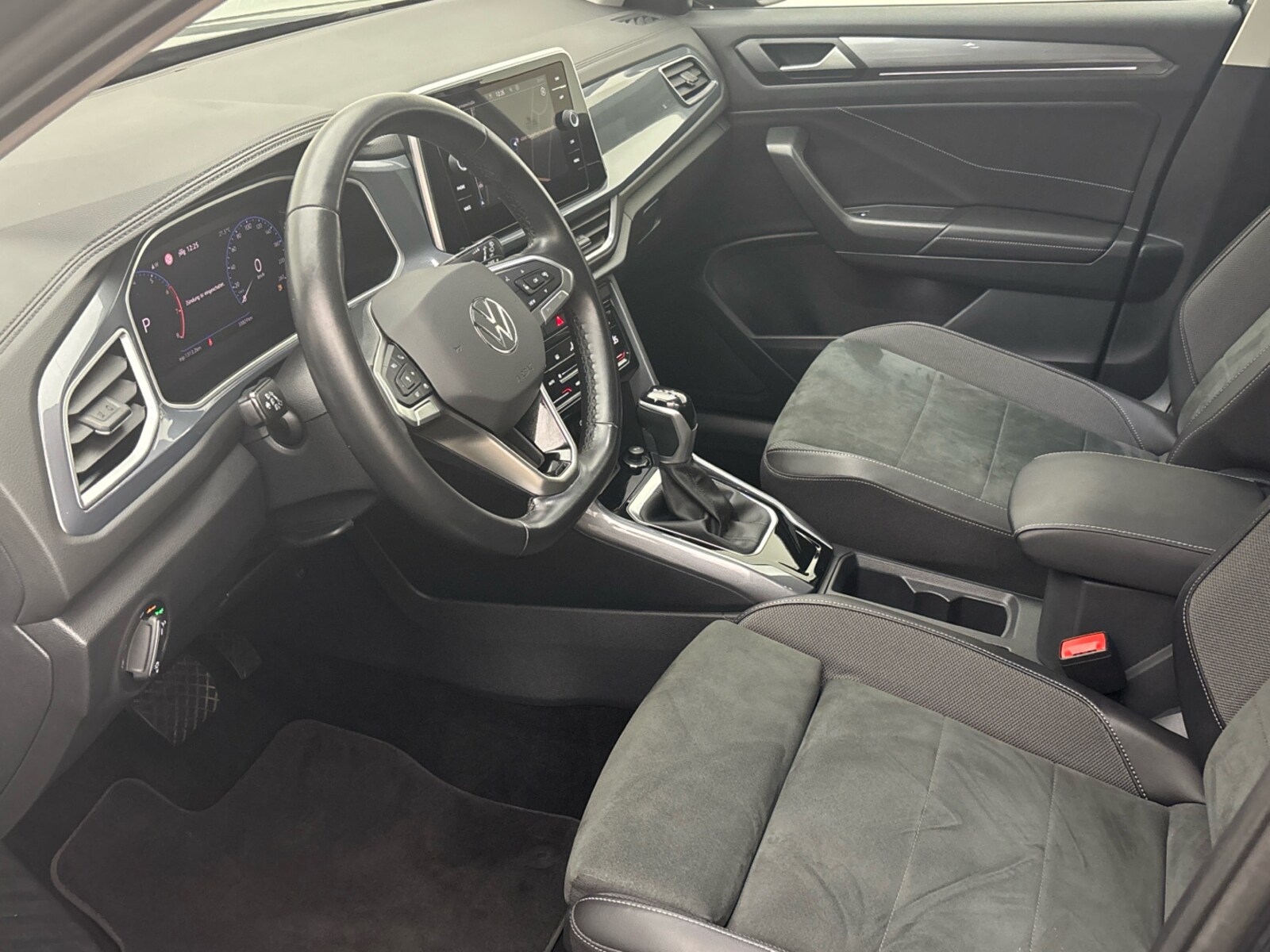 Volkswagen T-Roc – Bild 9