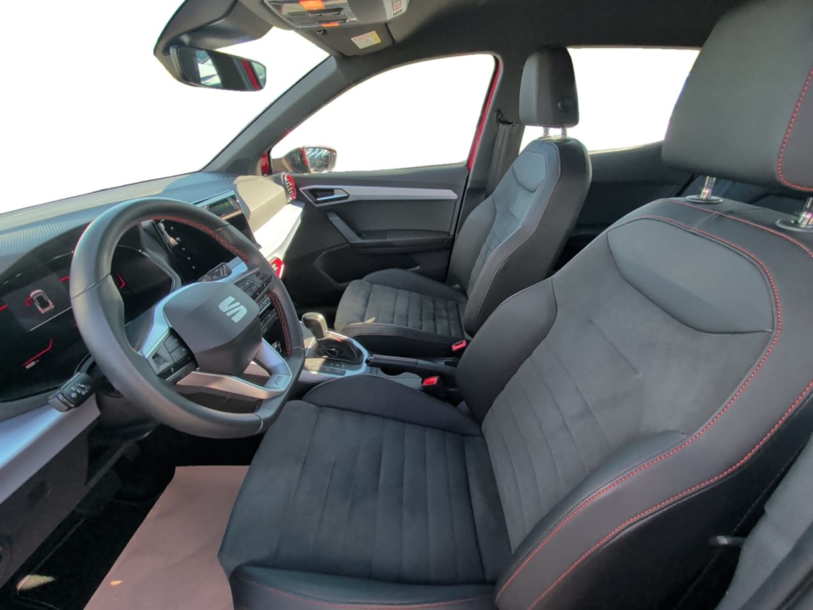 SEAT Arona – Bild 10