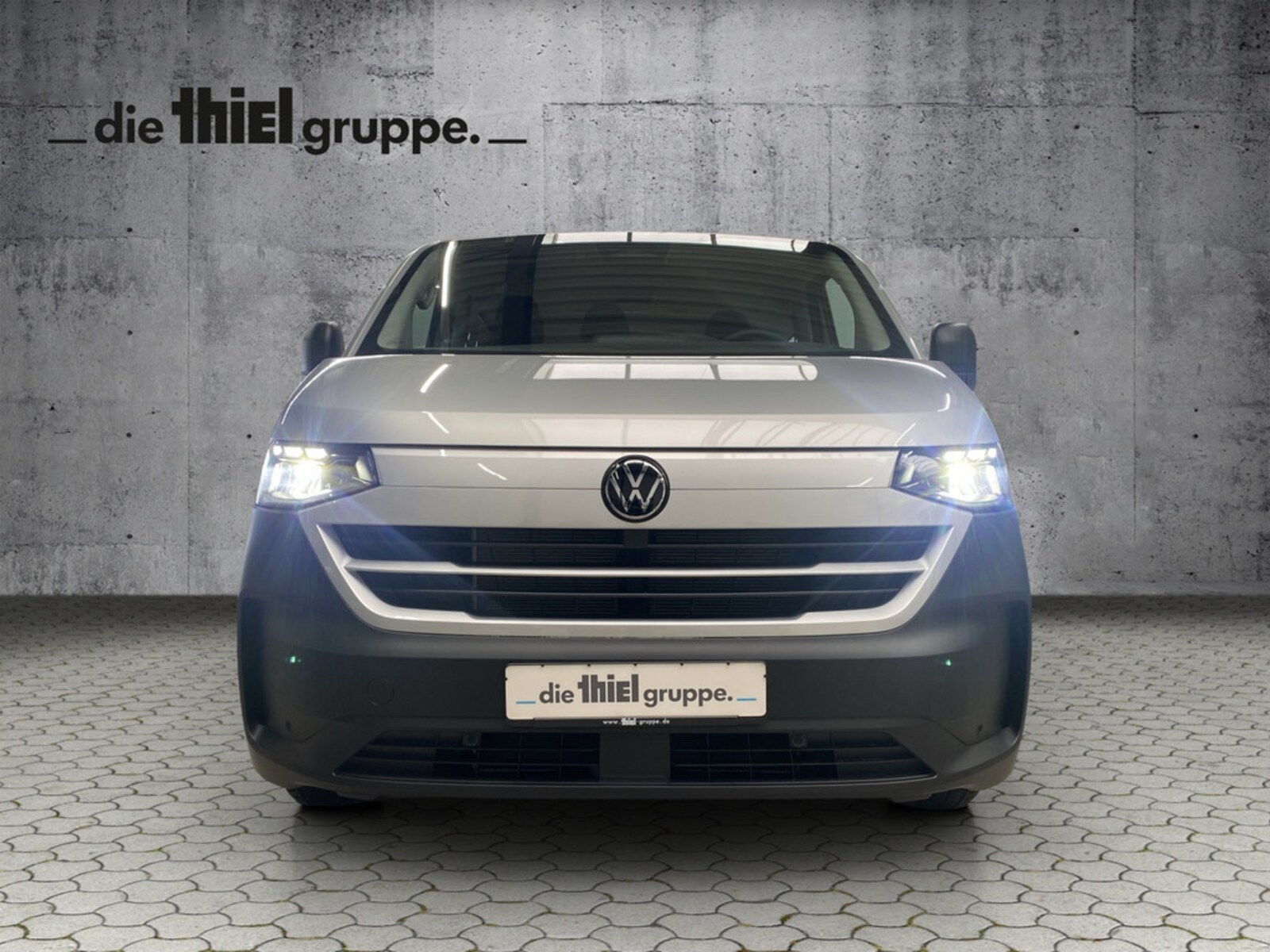Volkswagen Transporter Kombi kurzer Radstand – Bild 3