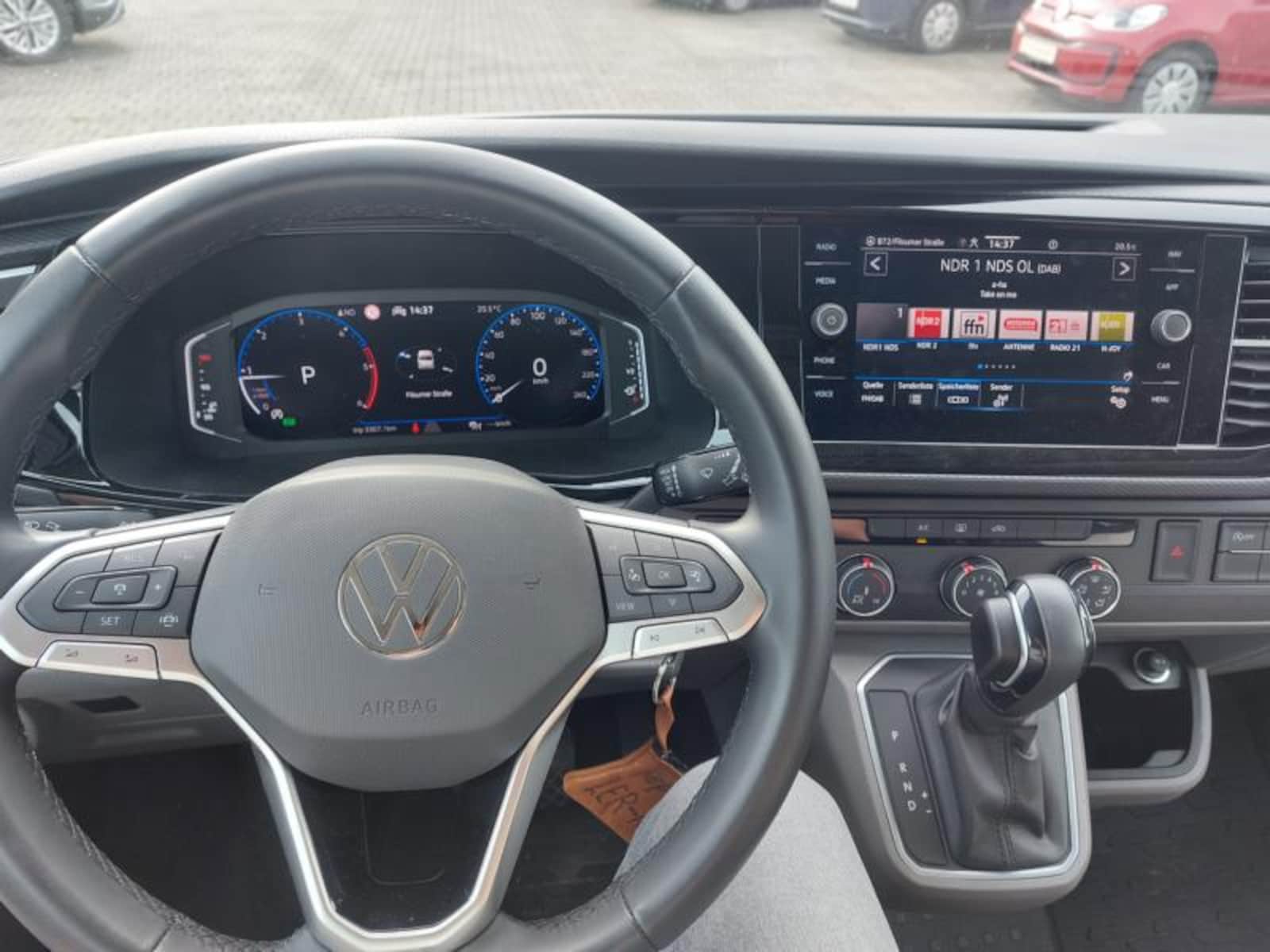 Volkswagen T6.1 Transporter Kombi kurzer Radstand – Bild 5