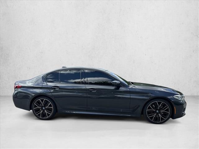 2021 BMW 530i