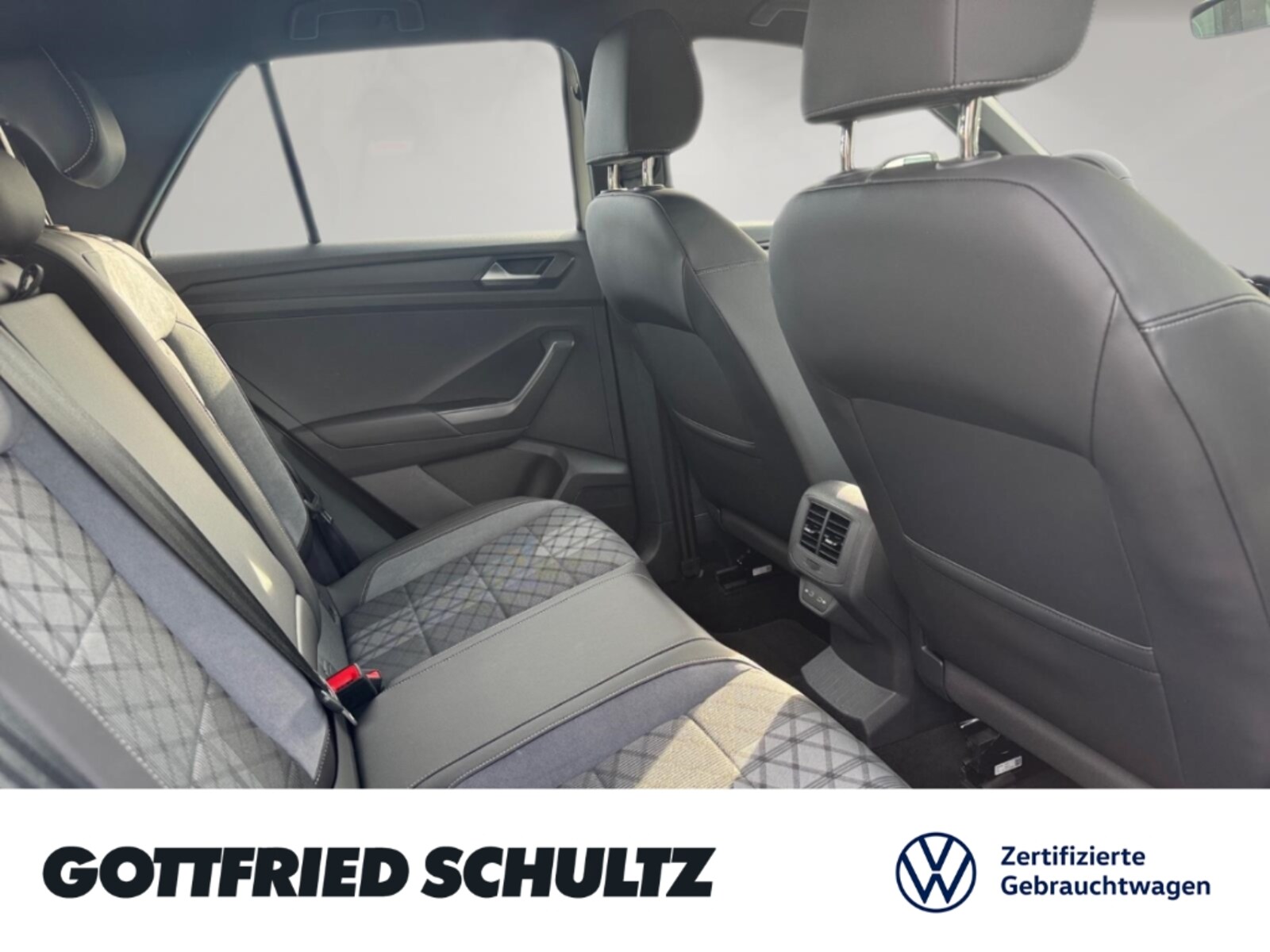 Volkswagen T-Roc – Bild 8