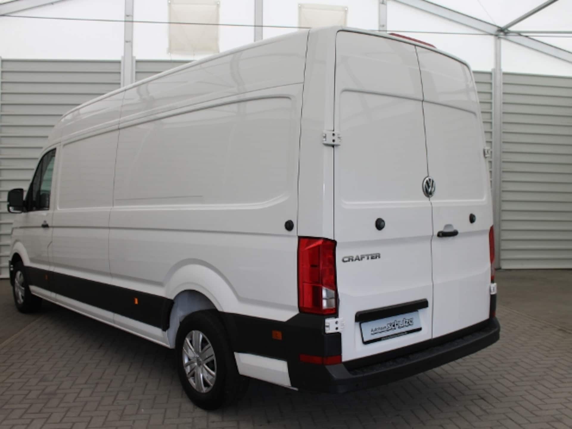 Volkswagen Crafter Kasten langer Radstand