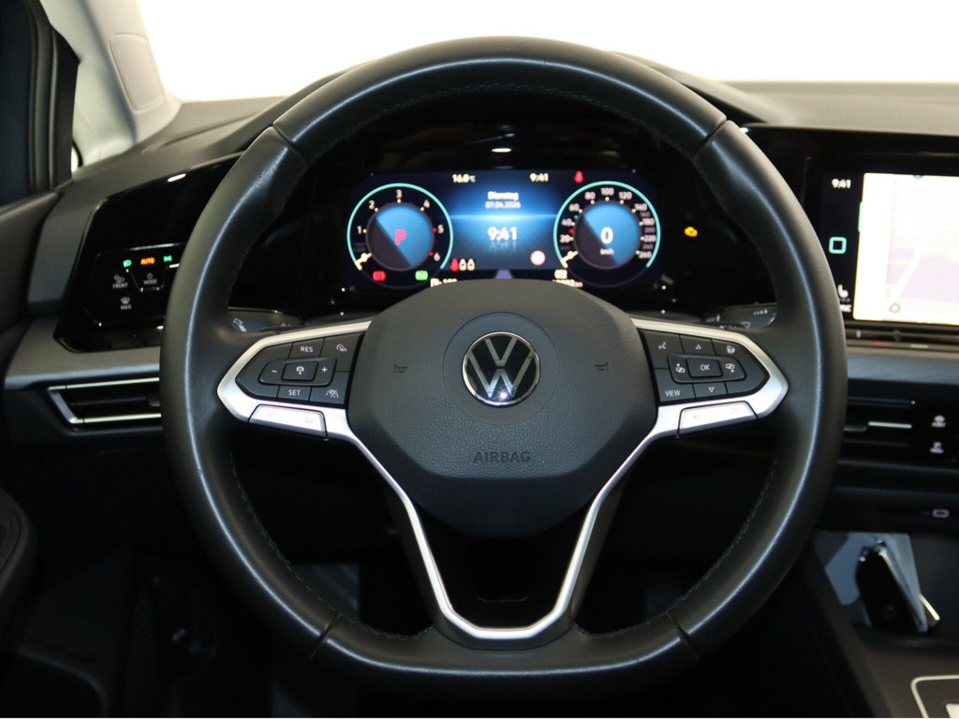 Volkswagen Golf Style