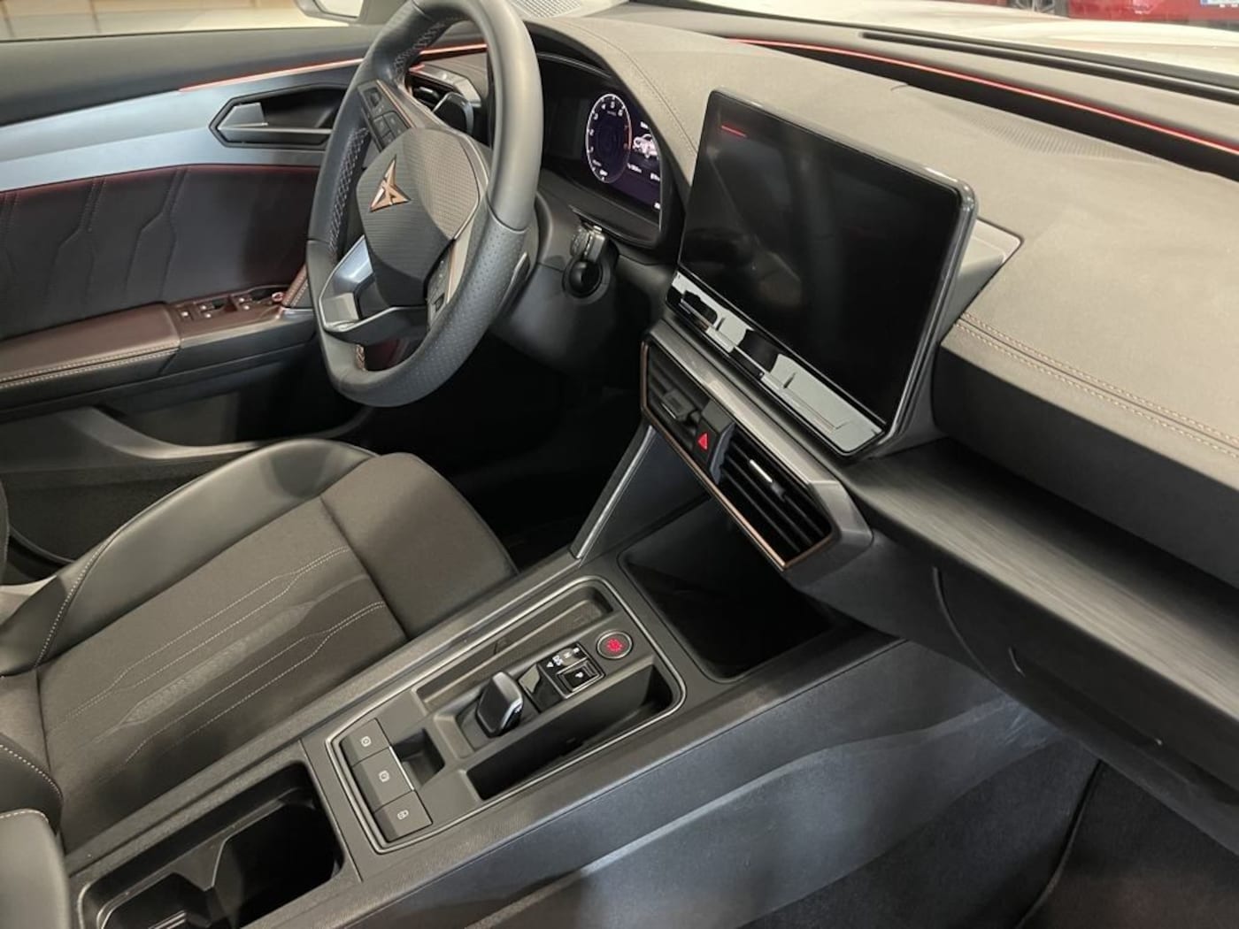CUPRA Formentor 1.5 TSI DSG 110 kW (150 CV) — photo 10