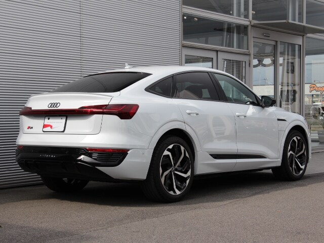 Image about Audi Q8 Sportback e-tron 55 e-tron S line