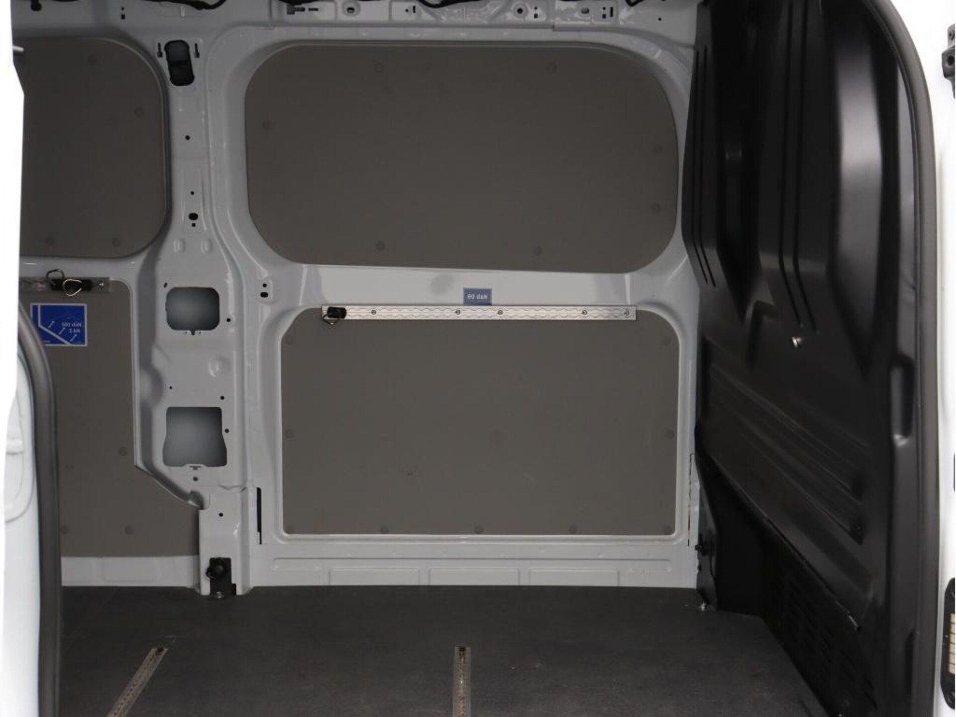 Volkswagen Transporter Kasten langer Radstand