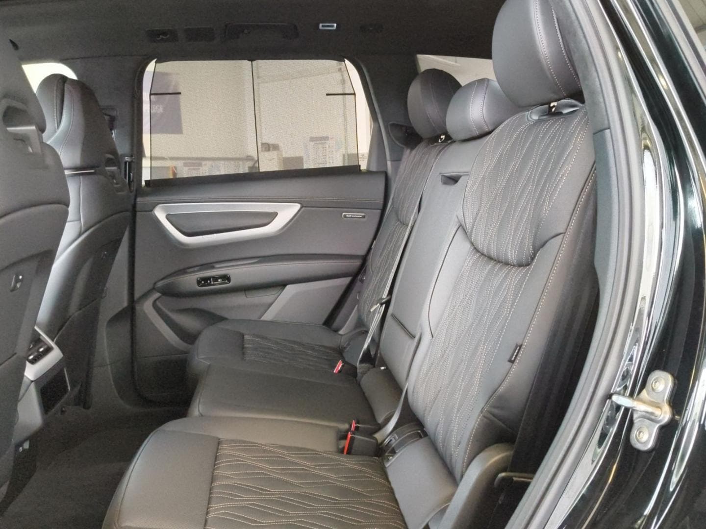 Bild über Audi Q7 SUV TDI quattro 220 kW tiptronic - für weitere Informationen kontaktieren Sie den Audi Partner