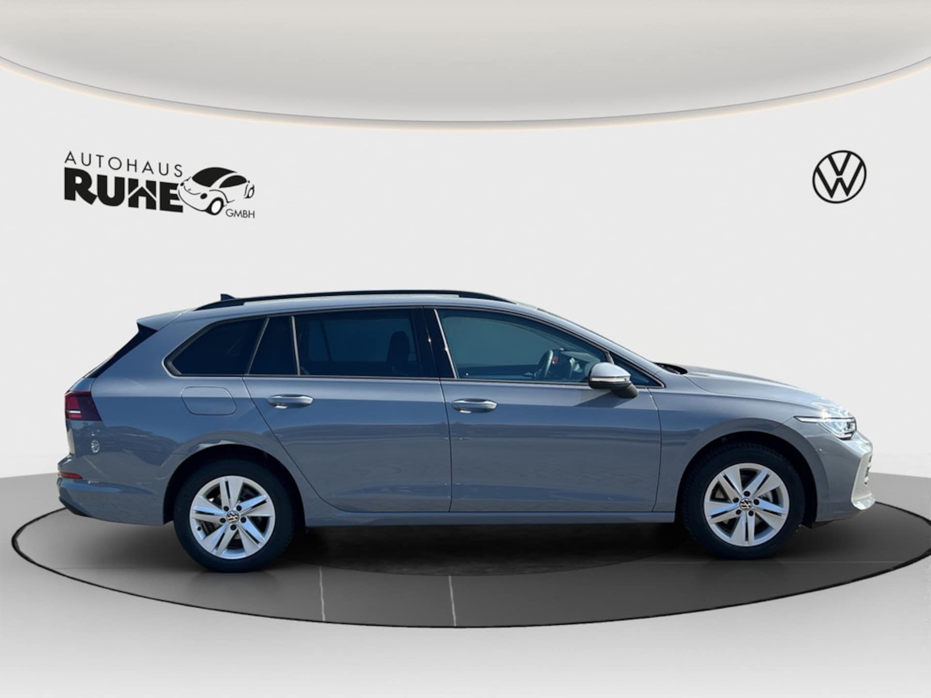 Volkswagen Golf Variant Life