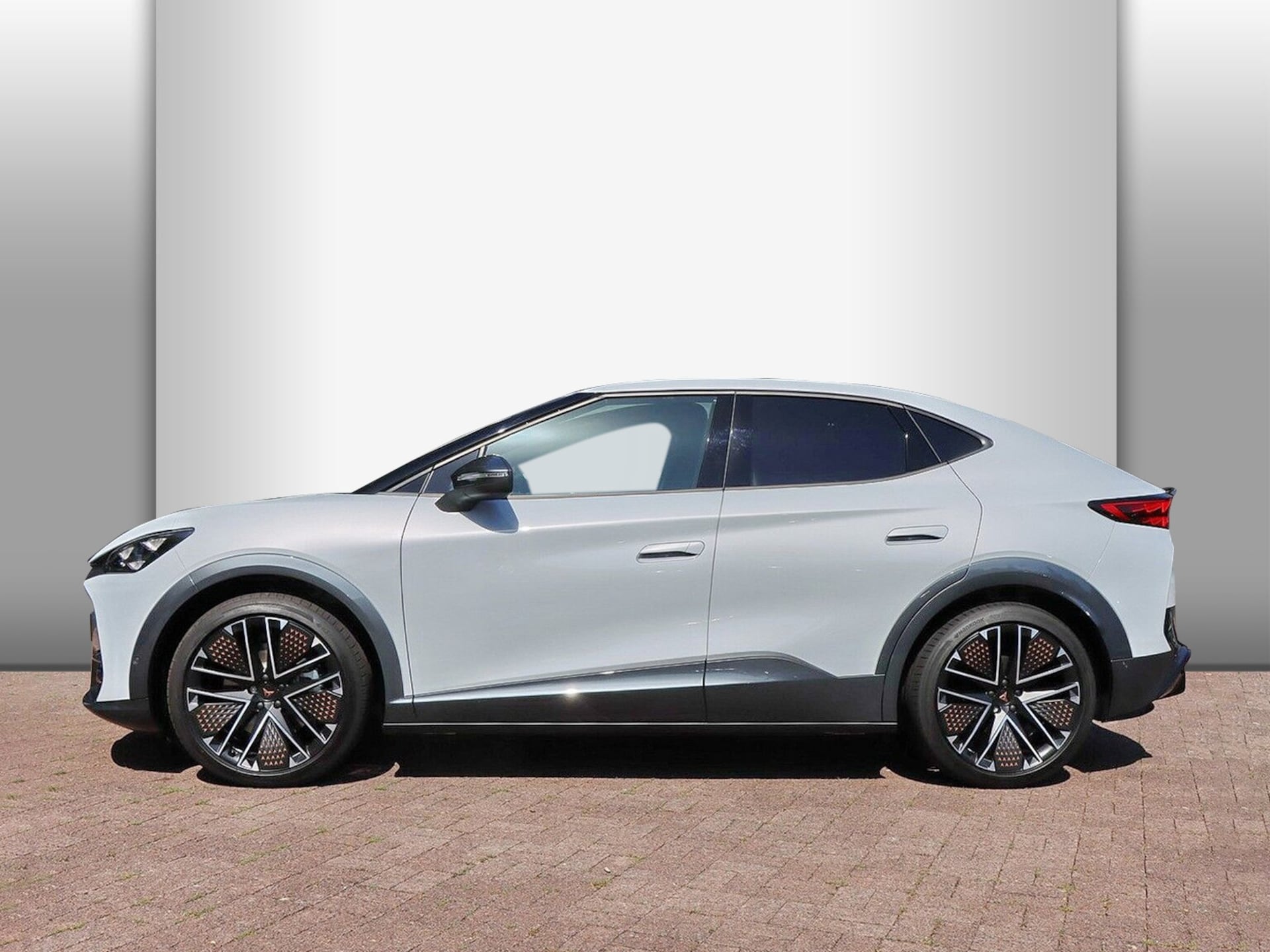 CUPRA Tavascan VZ