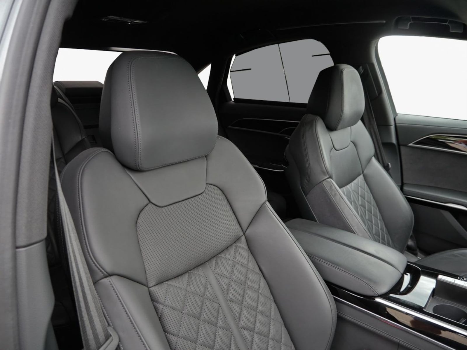Audi A8 – Bild 10