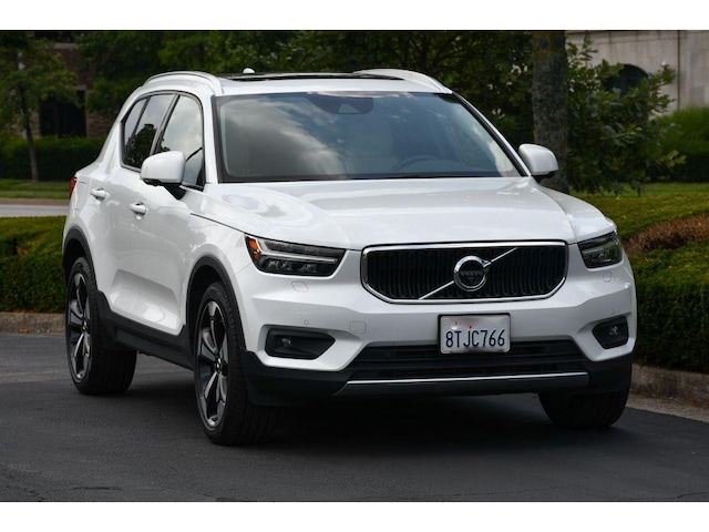 2021 Volvo XC40